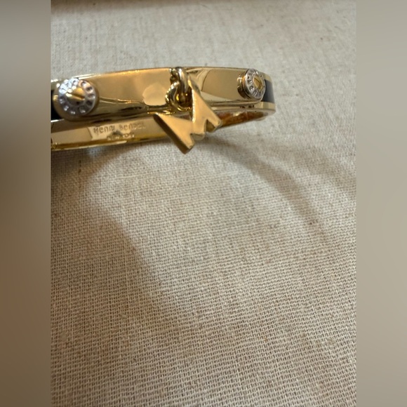 💛HENRI BENDEL M BRACELET💛 - Picture 3 of 6